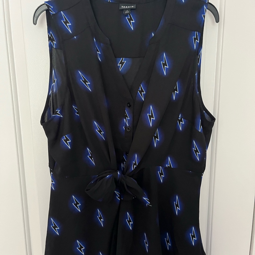 Torrid Black and Blue Lightning Bolt Top